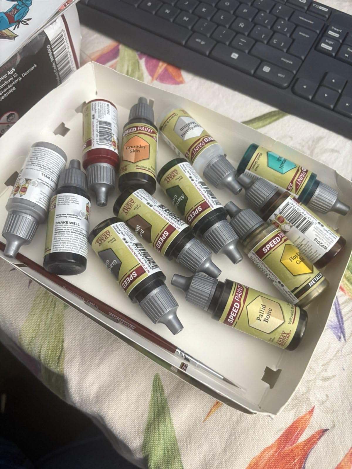 The Army Painter, Speedpaint Most Wanted Set 2.0, 24 x 18 ml | Contrast Paint Set incl. 2 metallics, 1 medium & 1 Free Brush for Miniature Model Painting, DnD & Warhammer Figures customer photo 2