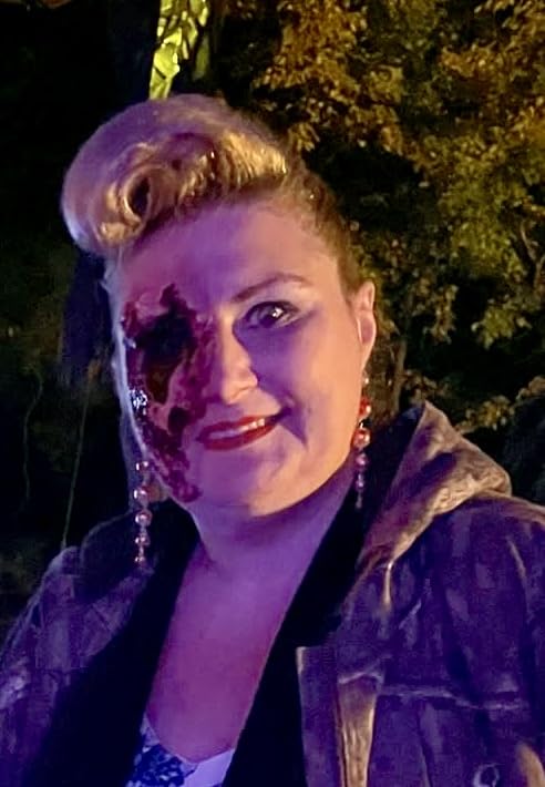 VIOLA HOUSE SFX Makeup Kit, Halloween Special Effects Makeup, 6 Colors Bruise Wound Face Body Paint + Scar Wax + Scar Oil + Liquid Latex + Fake Blood + Spatula + Stipple Sponge + Brush. customer photo 2