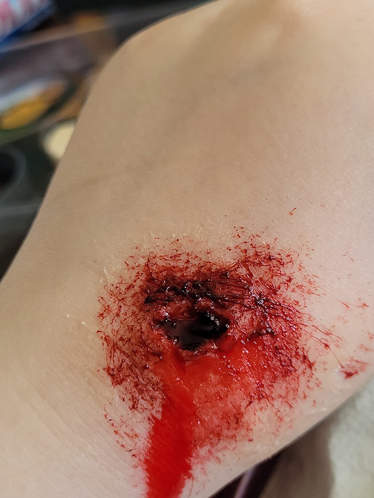 Special Effects SFX Halloween Makeup Kit - Bruise Makeup Face Body Painting Palette, Scar Wax, Liquid Latex, Fake Blood Splatter Spray, Coagulated Blood Gel, Stipple Sponges, Cotton Swab customer photo 2
