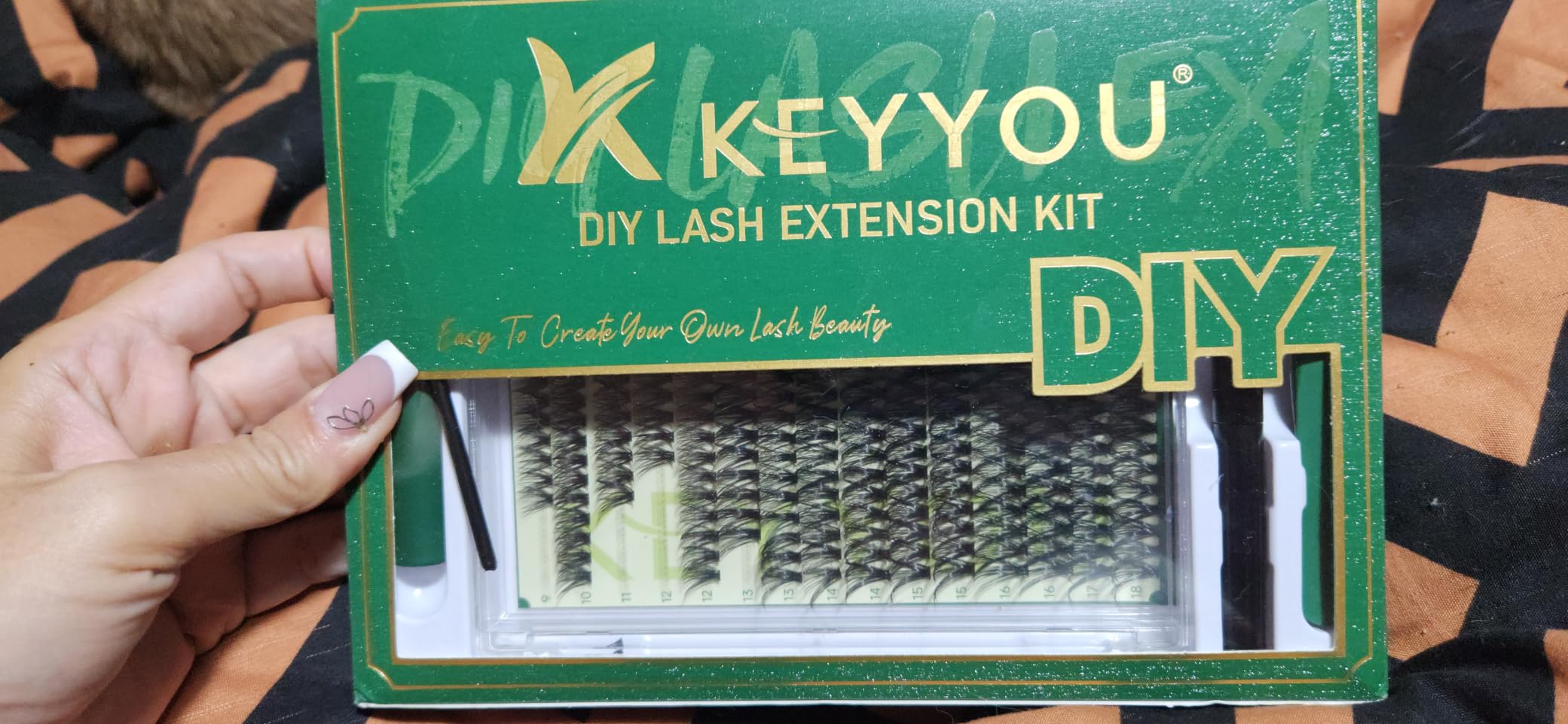 KEYYOU Lash Extension Kit 40D DIY with Glue & Tool for Beginners customer photo 2