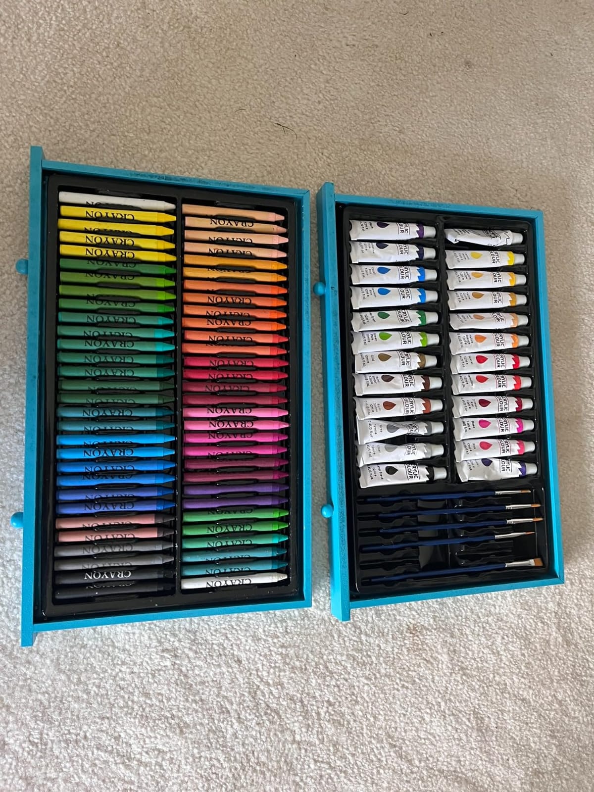 Soucolor Art Supplies,192 Pack Deluxe Art Set Drawing Painting Supplies Kit | Acrylic Pad, Watercolor Pad, Sketch Book, Canvases, Acrylic Paint, Crayons, Pencils, Gifts for Artist Adults Teen Kids customer photo 2