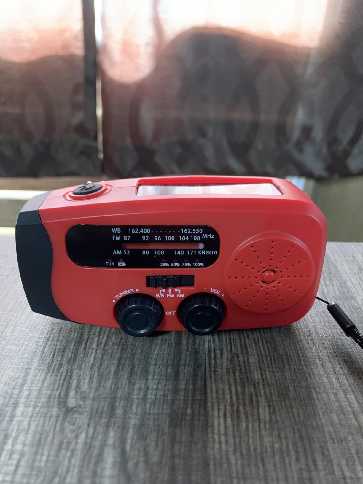 Emgykit Hand Crank Radio with AM/FM/NOAA Weather Band,for Emergencies customer photo 2