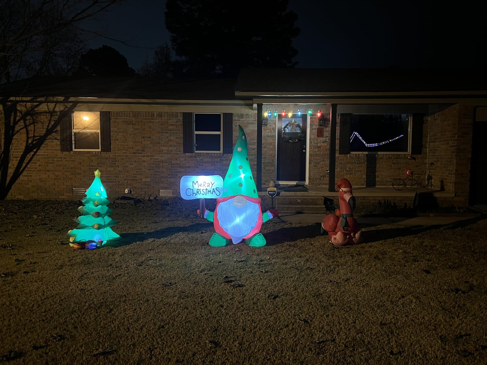 GOOSH 6 FT Christmas Inflatables Outdoor Gnome Decorations, Xmas Blow Up Yard Decor, Built-in LED Lights for Holiday Outdoor Indoor Lawn Garden customer photo 2