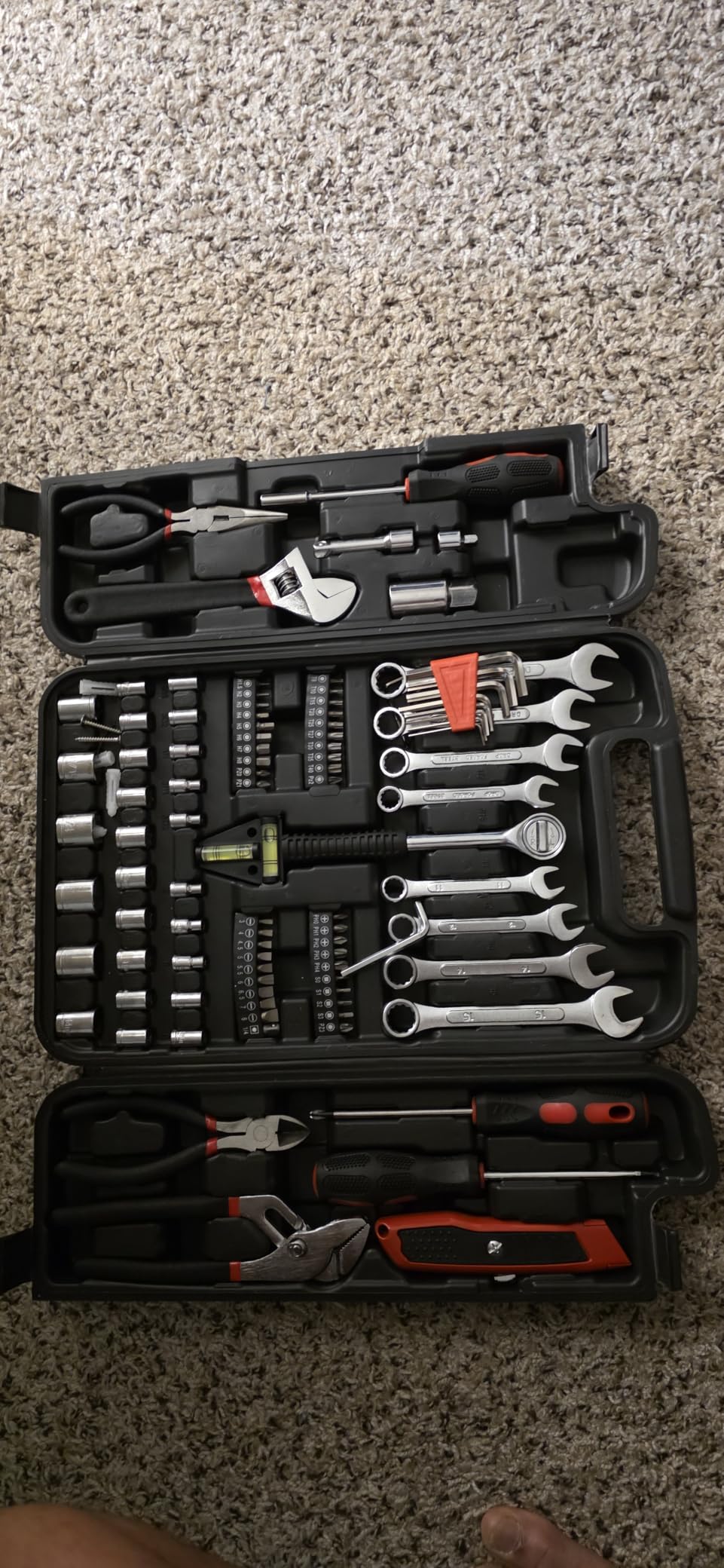 TLGREEN 95-Piece Mechanic Tool Set with Storage Case, Yellow customer photo 2