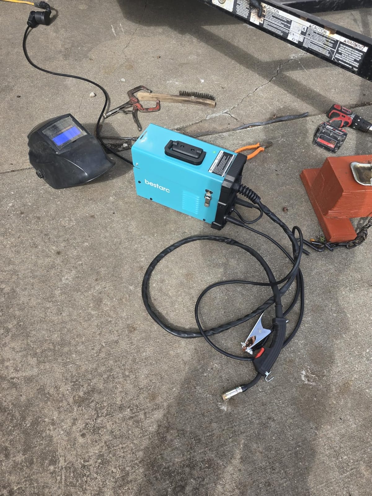 Bestarc 145A MIG Welder, Flux Core/Gas MIG Stick Lift TIG Welding, 110/220V customer photo 2