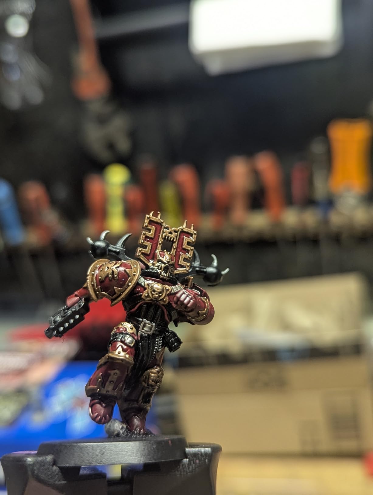The Army Painter, Warpaints Fanatic Mega Set, 50 x 18 ml | Painting Set incl. Skin Tones, Metallics, Effects, Washes, 1 Free Paint Station & 1 Brush - Model Paint for Warhammer & Dnd customer photo 1