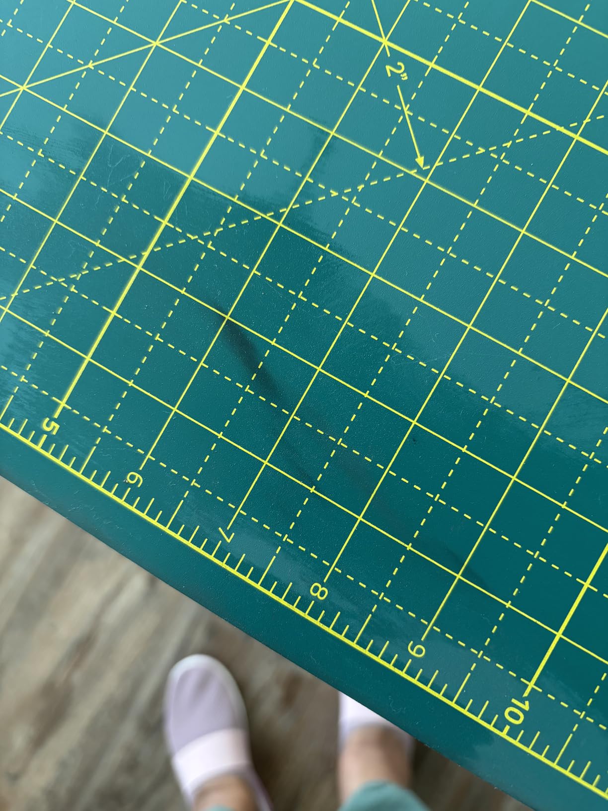 Elan Cutting Mat 36x60 Green, Extra Large Self Healing Cutting Mat 36 x 60 Inch, 5-Ply Craft Board Green, Hobby Board for Sewing and Quilting customer photo 1