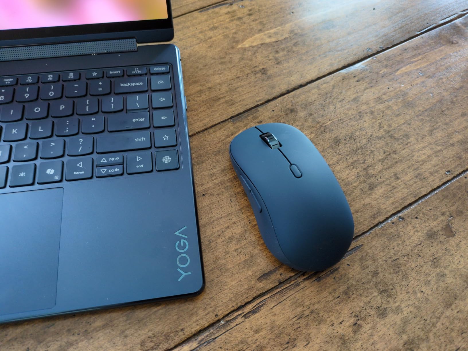 Lenovo Yoga Pro Mouse, Bluetooth, USB-C Rechargable, Dual Mode Bluetooth, 6 Button, Right Handed Design, Ergonomic Design, Programmable Buttons, 2-Way Metal Scroll Wheel, Tidal Teal customer photo 2