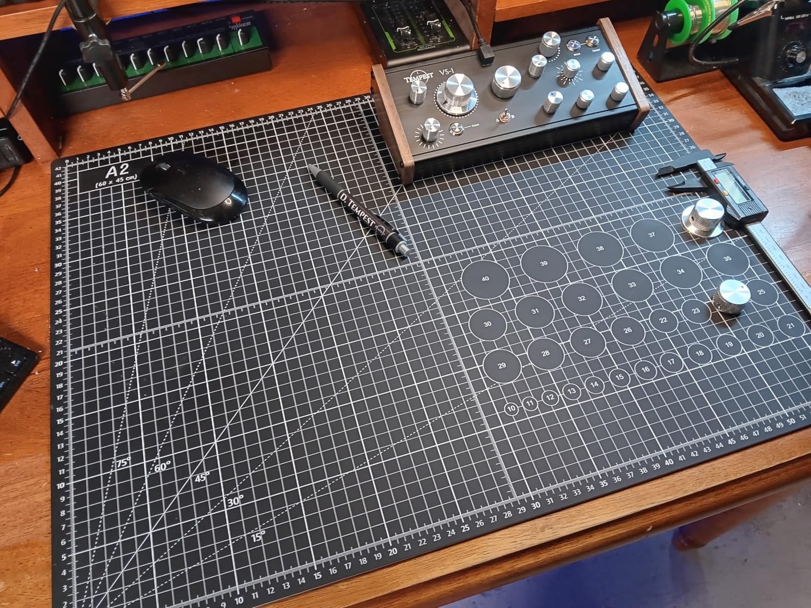 Headley Tools 39.4'' X 78.7'' Thickened Self Healing Cutting Mat, Rotary Cutting Sewing Mat for Crafts, Durable 5-Ply Table Cutting Board for Fabric Quilting Leather Hobby Project, (Green) customer photo 1