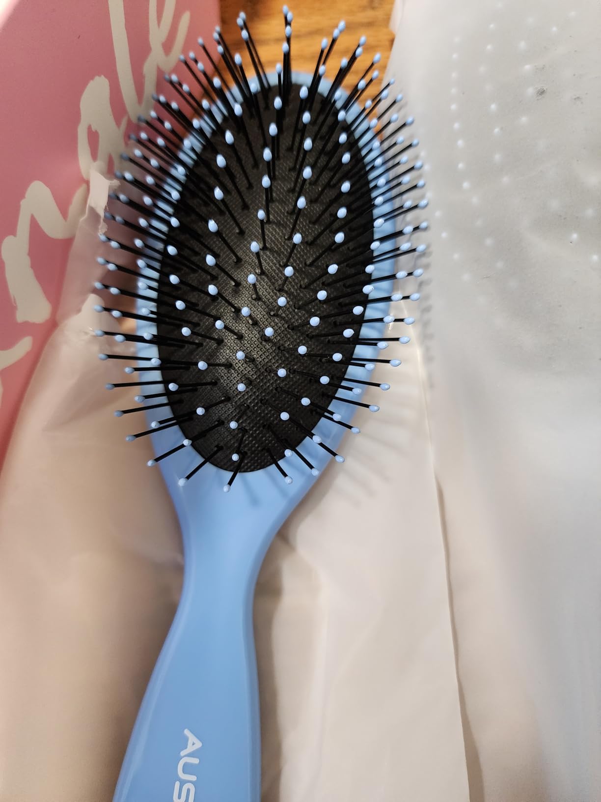 4 Pack Detangling Hair Brush - Air Cushion Detangler Hairbrush with Ultra Soft Bristles for Effortless Tangle Removal For Wet Dry Damaged Curly Fragile Hair for Women Men Boys Girls Adult Kids customer photo 1