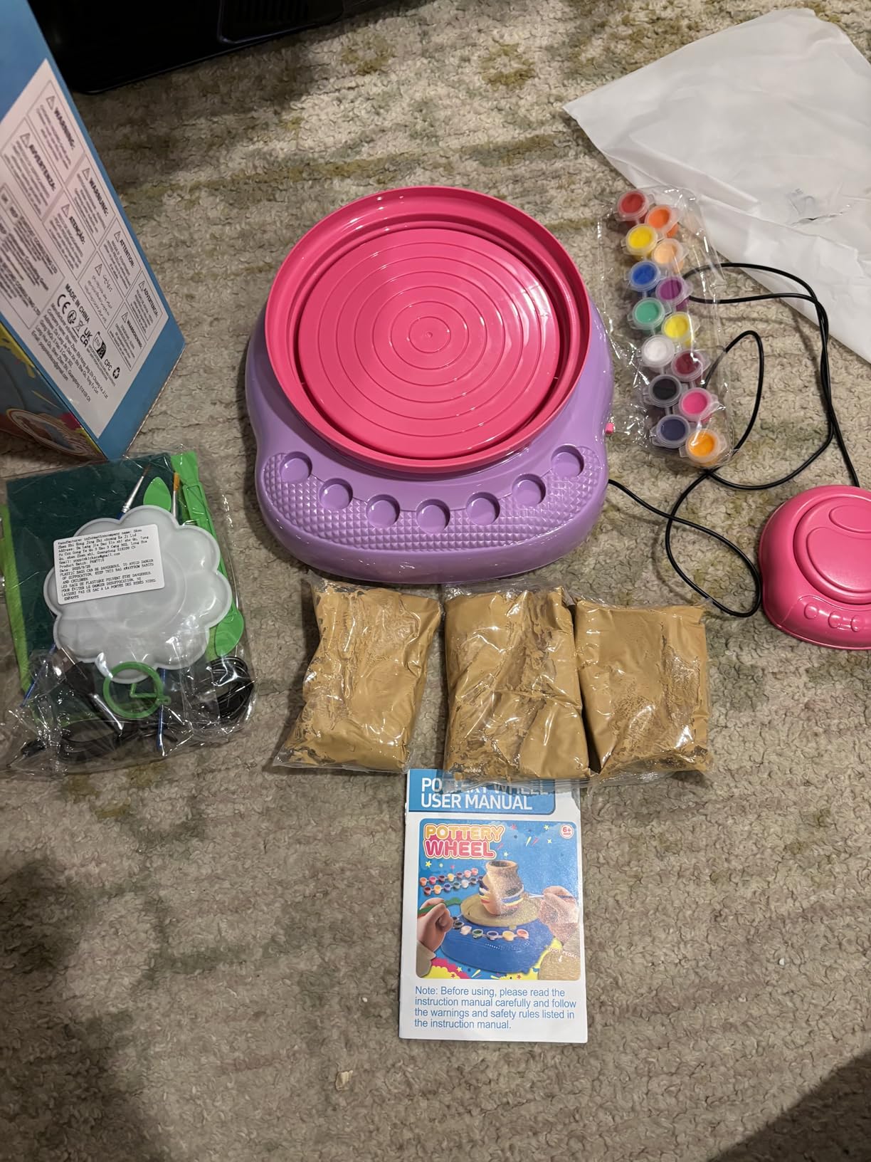 Weilim Pottery Wheel for Kids Beginners, Air-Dry Clay & Paint Kit Ages 6-12 customer photo 1