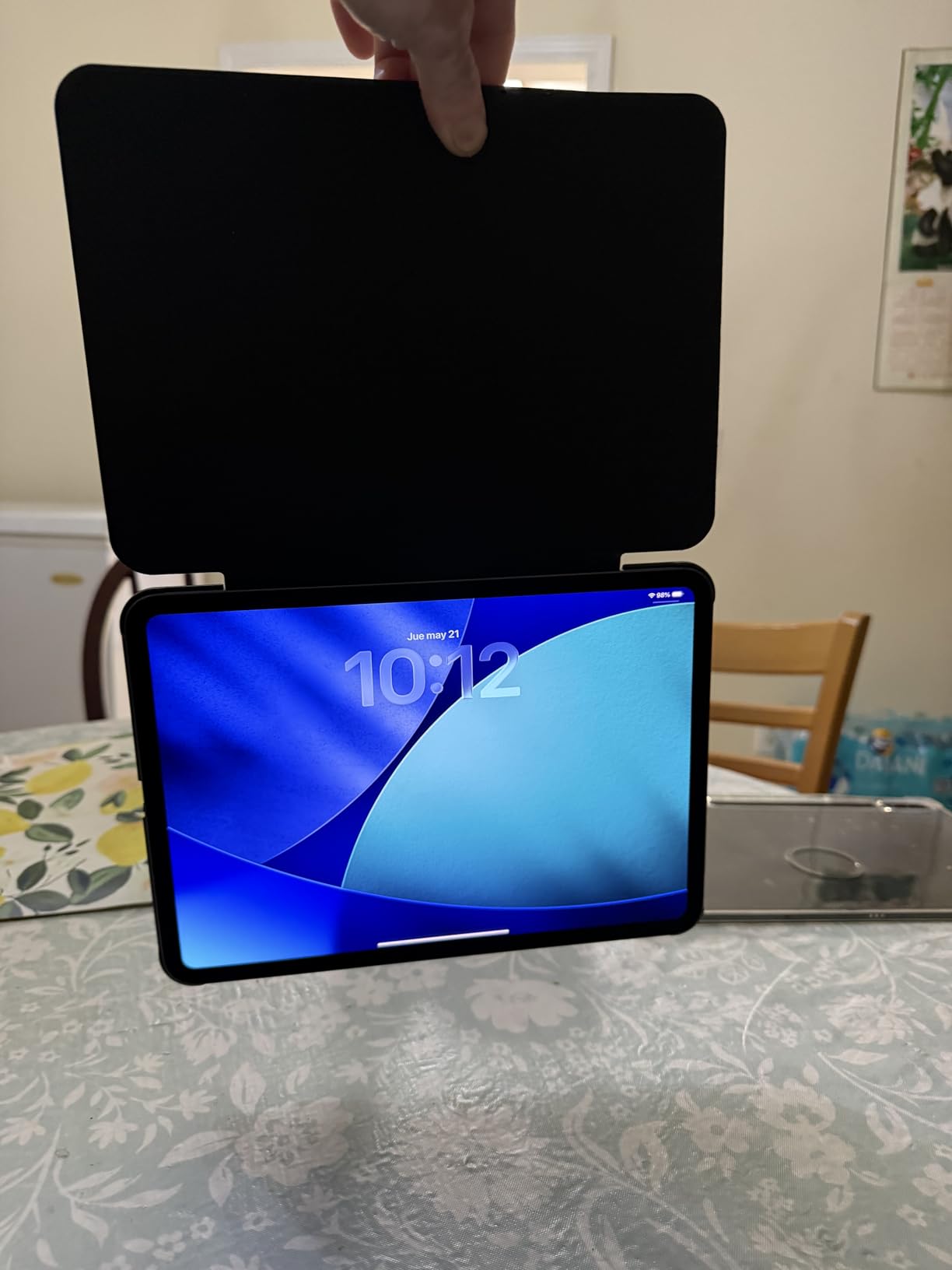 Apple iPad Pro 11-inch (M5): Ultra Retina XDR Display, 256GB, Landscape 12MP Front Camera/12MP Back Camera, LiDAR Scanner, Wi-Fi 7 with Apple N1, Face ID, All-Day Battery Life - Space Black customer photo 1