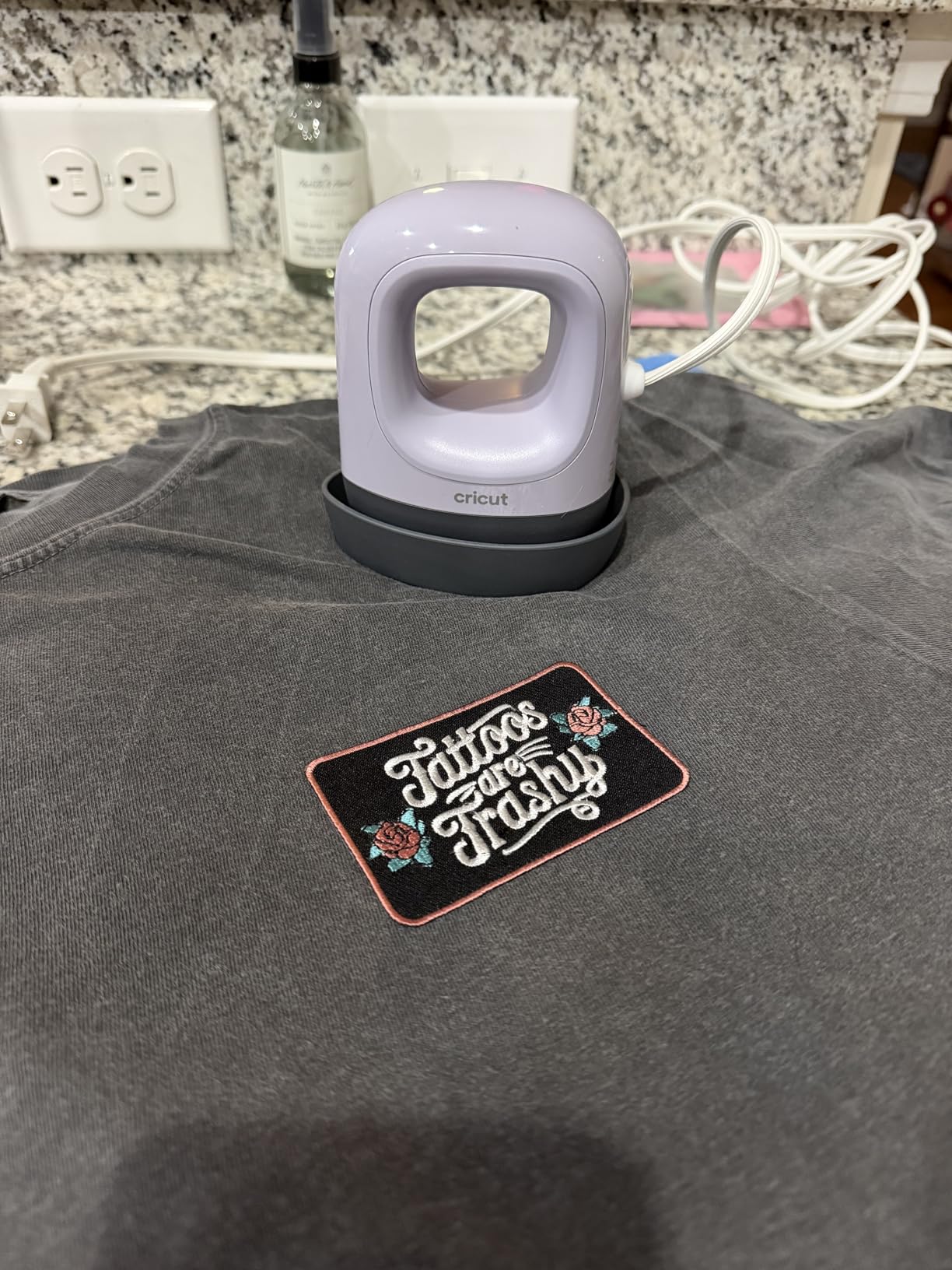 Cricut EasyPress Mini™ LT - Blue - Mini Heat Press | Pressing Shoes, Baby Clothes, T-Shirts, & More - Easy to Use with a Single Setting - Precision Tip - Portable Mini Iron customer photo 1