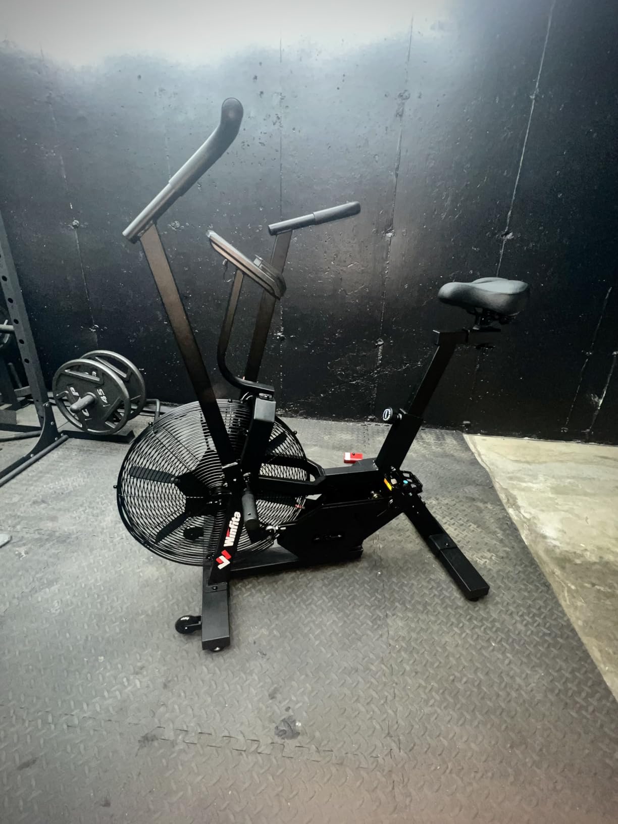 Air Bike, 350 lb Capacity, Dual-Action Handlebars for HIIT & Cardio customer photo 1