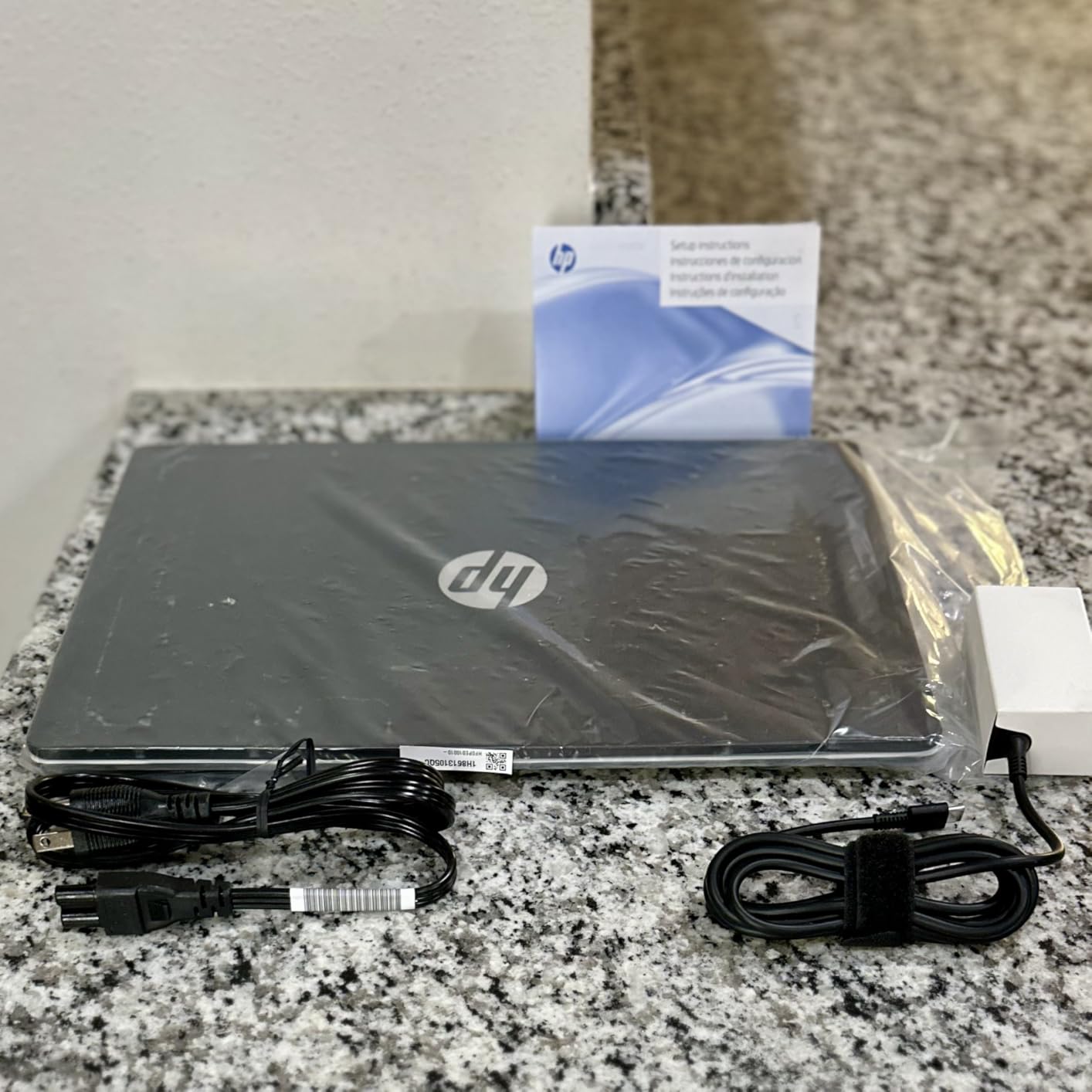 HP OmniBook 3 16 inch Laptop PC, 2K Touchscreen, AMD Ryzen 3 30, 8 GB RAM, 256 GB SSD, AMD Radeon 610M GPU, Windows 11 Home, Mica Silver, 16-by0199nr customer photo 1