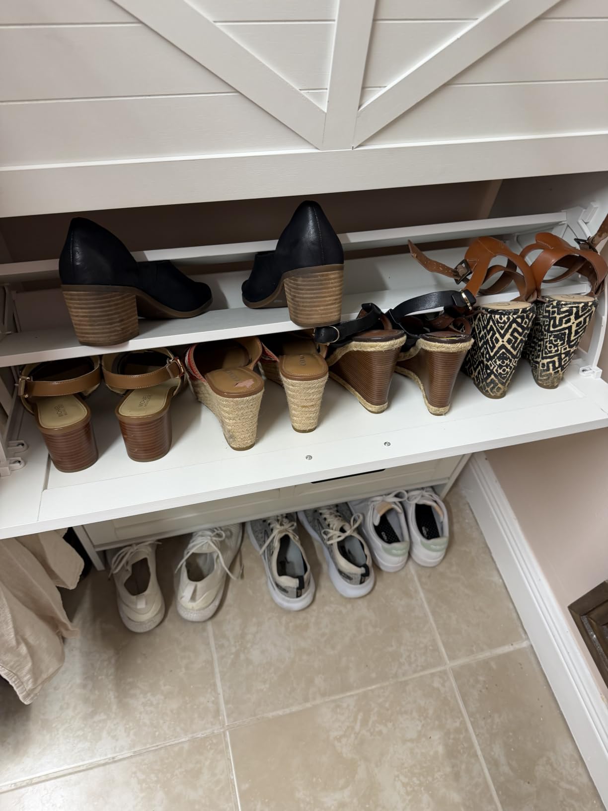 Nicetree Shoe Storage Cabinet for Entryway - Ultra Slim Shoe Cabinet with Tiered Fluted Design - Modern Shoe Organizer with Gold Legs, Hidden Shoe Rack for Small Spaces, Fits Men's Size 13.5 customer photo 1
