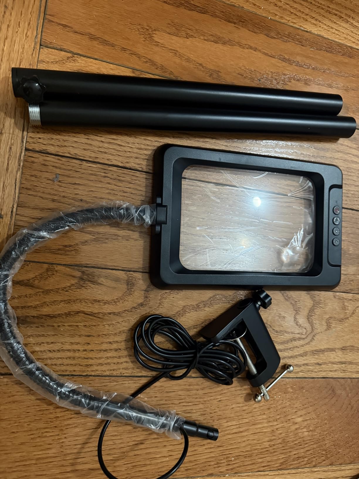 MoKo 10X Floor Magnifying Glass with Light and Stand, Real Glass Lens customer photo 2
