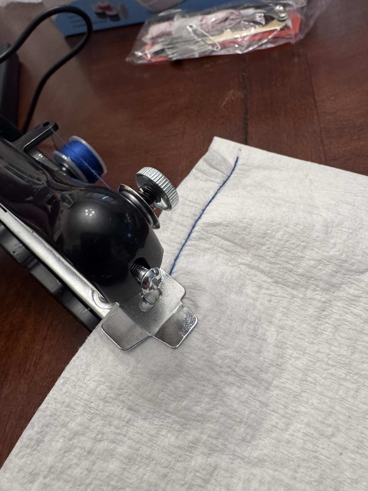 Portable Handheld Sewing Machine for Adults - Mini Hand Held Sewing machine customer photo 2
