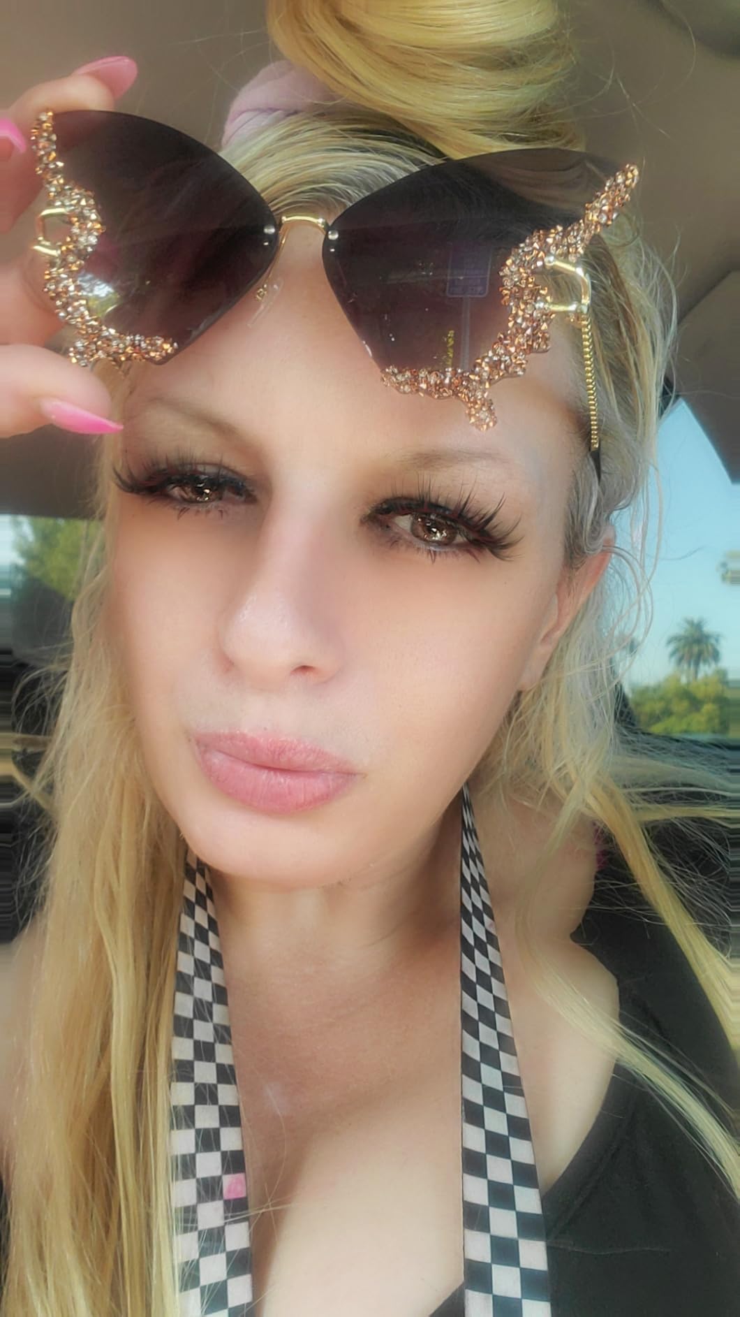Upgrade 3D Natural Magnetic Eyelashes,Lightweight Magnetic Eyeliner and Eyelashes Kit, 2 Magnetic Eyeliners- No Glue Needed (10 Pairs) customer photo 2